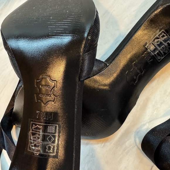 Moda Black Satin Heels - Picture 5 of 6